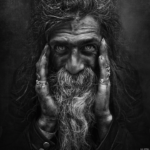 Συγκλονιστικά πορτραίτα αστέγων από το φακό του Lee Jeffries
